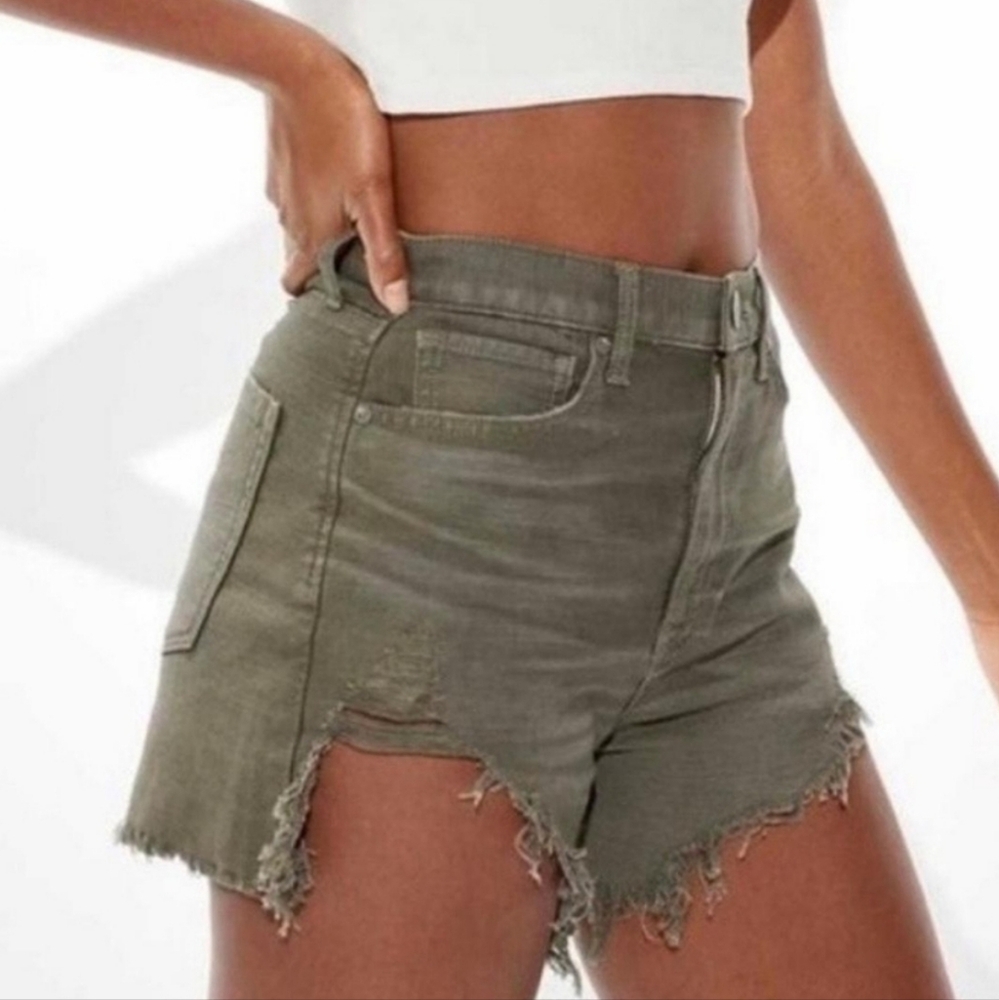 AEO Olive Green Highest Waist Denim Mom Shorts size 6 Raw Hem